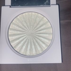 OFRA Mother Earth Highlighter Limited Edition used once